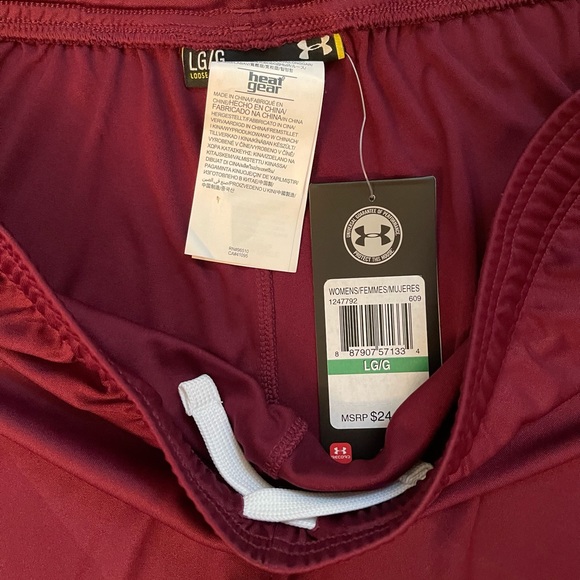 Under Armour Athletic Shorts large - Picture 4 of 4